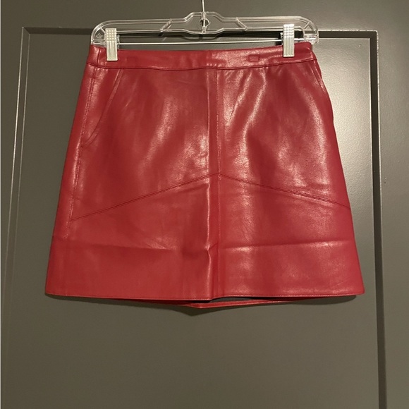 Lulus veagan skirt..burgundy ..Beautiful! - Picture 3 of 3